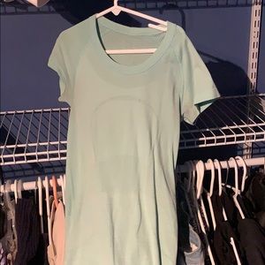 Lululemon shirt